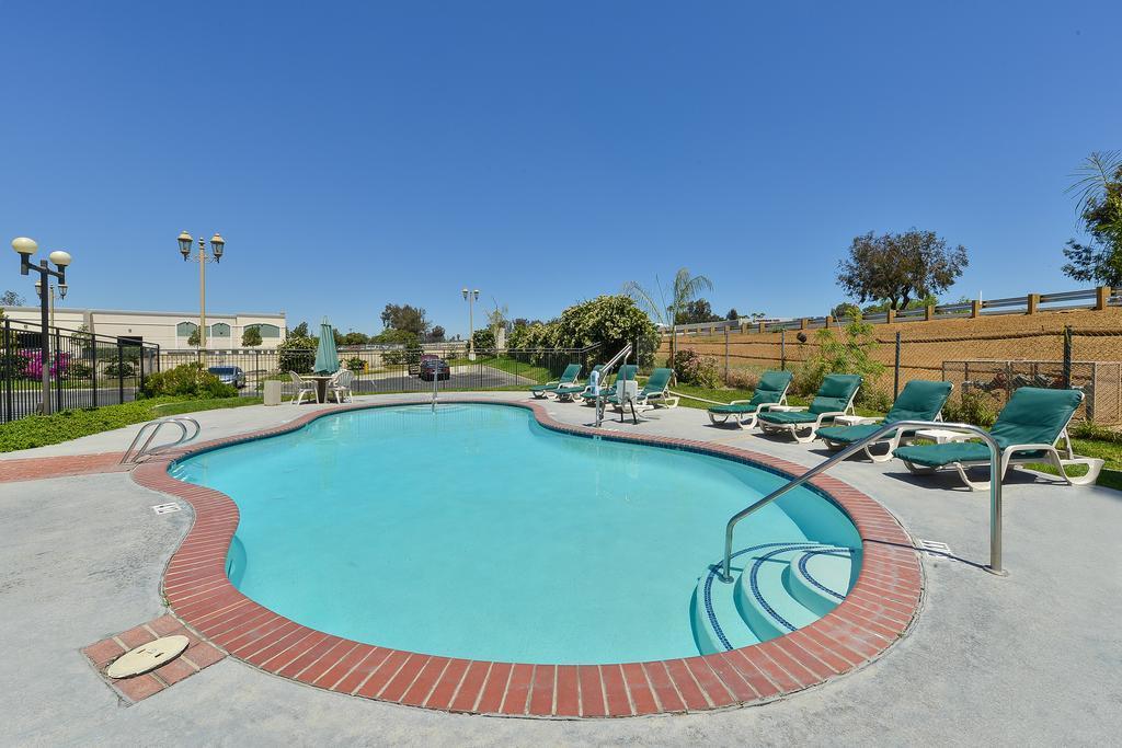 Quality Inn Temecula Valley Wine Country Exterior foto